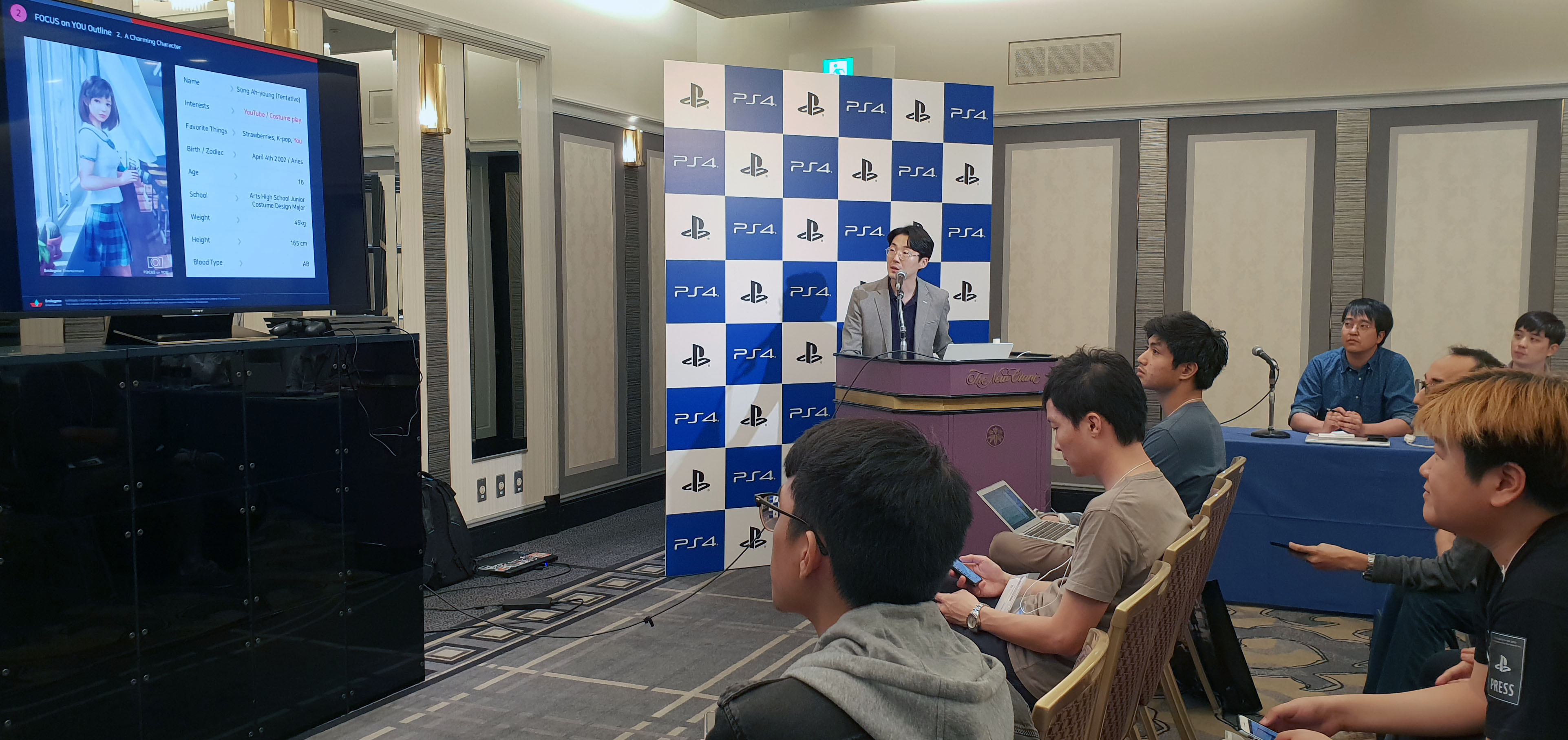 [스마일게이트] 도쿄게임쇼 VR 미디어 세션 참가 사진_18.09.27.jpg